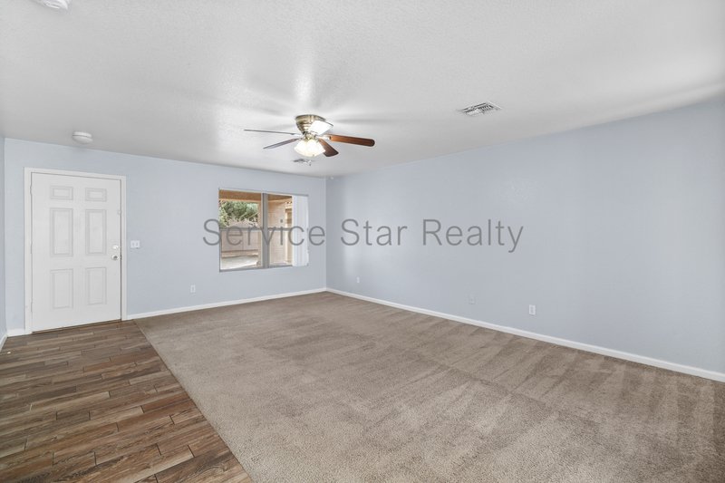 South Chandler Home in Fox Crossing property image