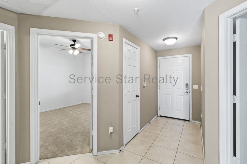 920 E Devonshire Ave Unit 2024 property image