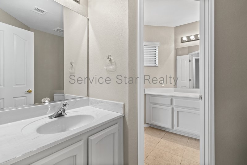 3928 N 151st Ave property image