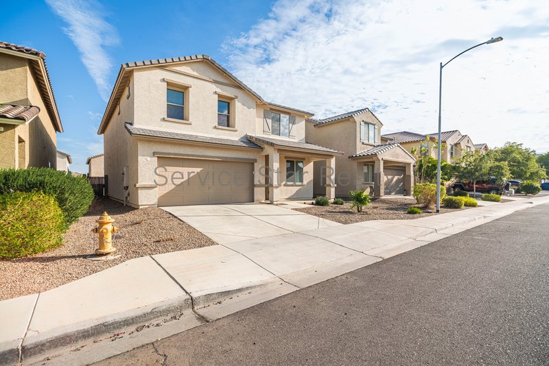 Spectacular 4 bed. 3 bath in Tolleson! property image