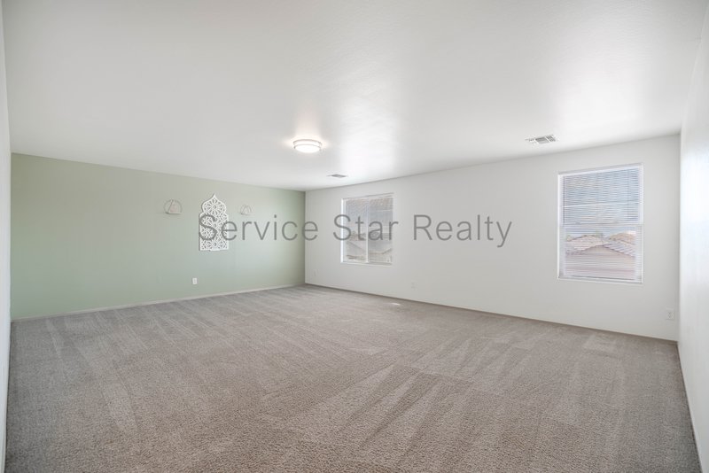 Spectacular 4 bed. 3 bath in Tolleson! property image