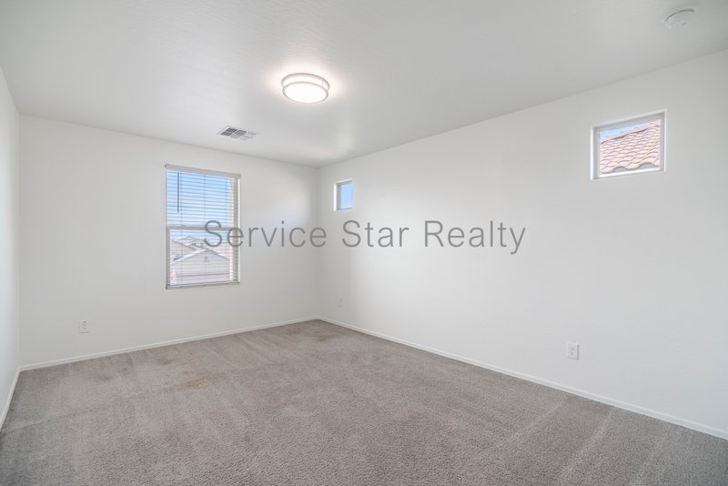 Spectacular 4 bed. 3 bath in Tolleson! property image