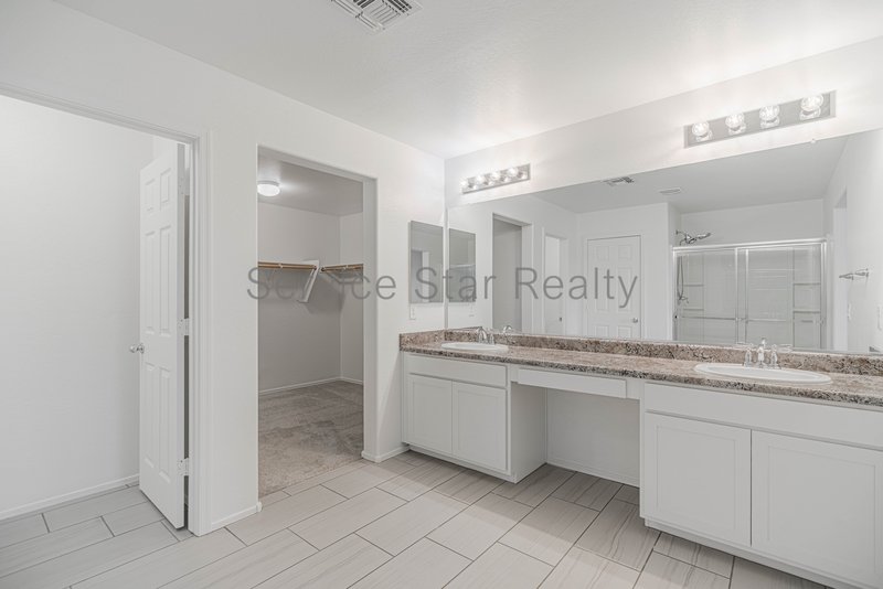 Spectacular 4 bed. 3 bath in Tolleson! property image