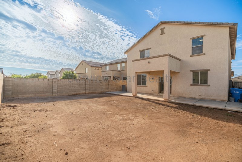 Spectacular 4 bed. 3 bath in Tolleson! property image