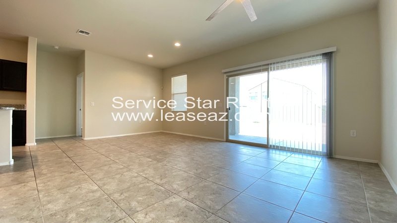 Charming 3 bed, 2 bath home in Tartesso! property image