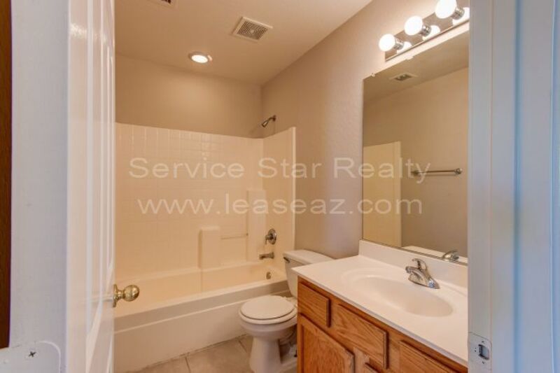Beautiful 3BR 2.5BA Avondale Home in Gated Community property image