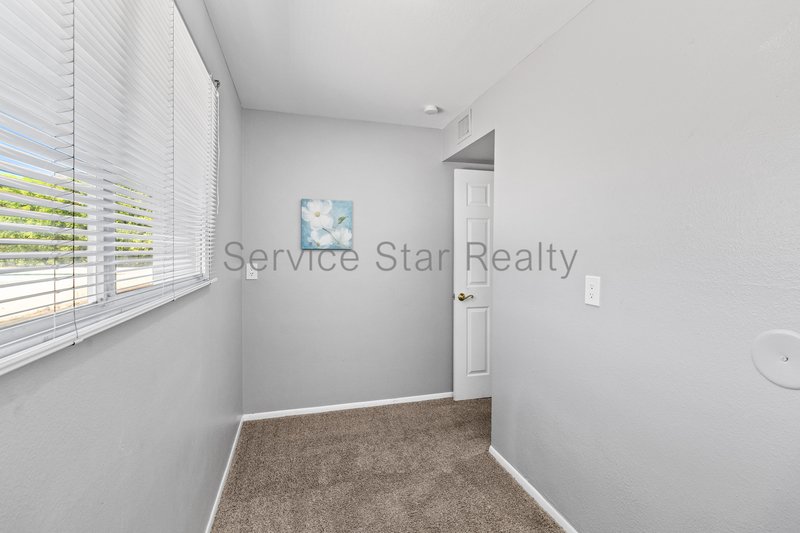 **BEAUTIFUL SCOTTSDALE HOME WITH POOL!!!** property image