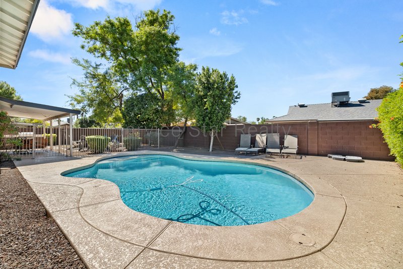 **BEAUTIFUL SCOTTSDALE HOME WITH POOL!!!** property image