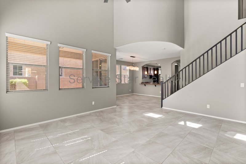 3455 E Indigo St property image