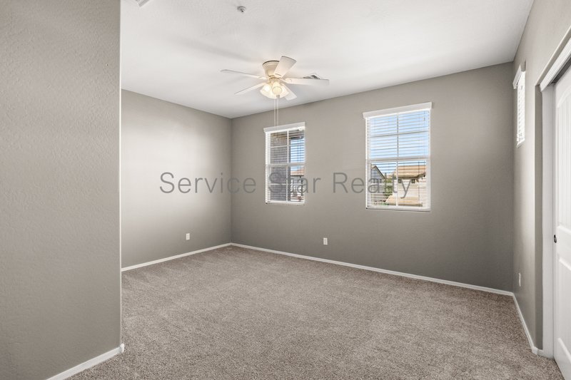 3455 E Indigo St property image