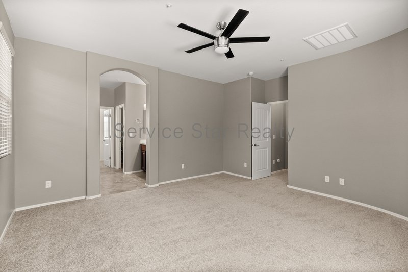 3455 E Indigo St property image