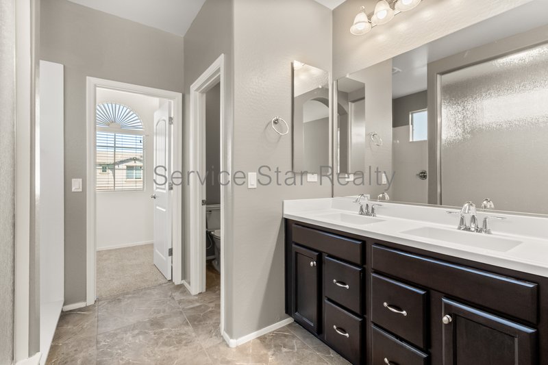 3455 E Indigo St property image