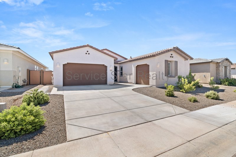 Beautiful 5-Bedroom Home in Wales Ranch ? San Tan property image