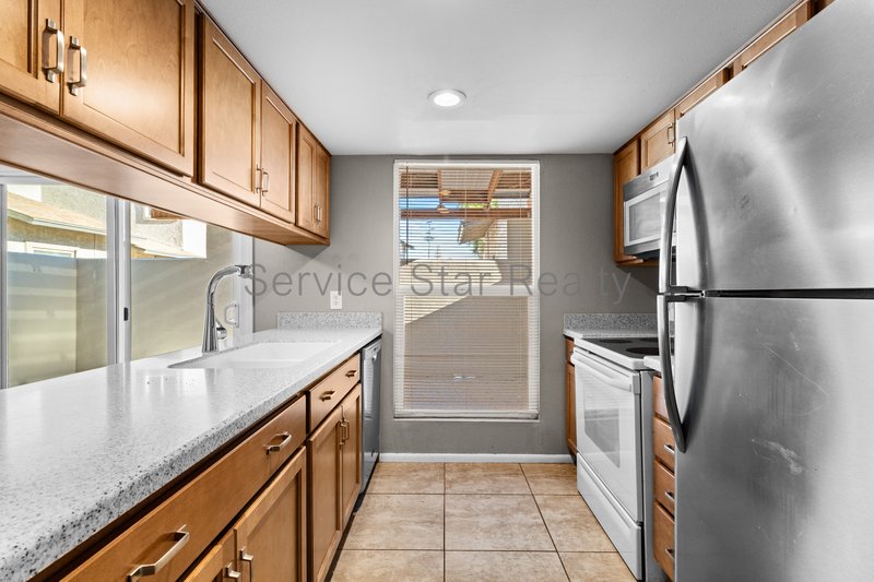 3 Bedroom, 2 Bath in Phoenix!! property image