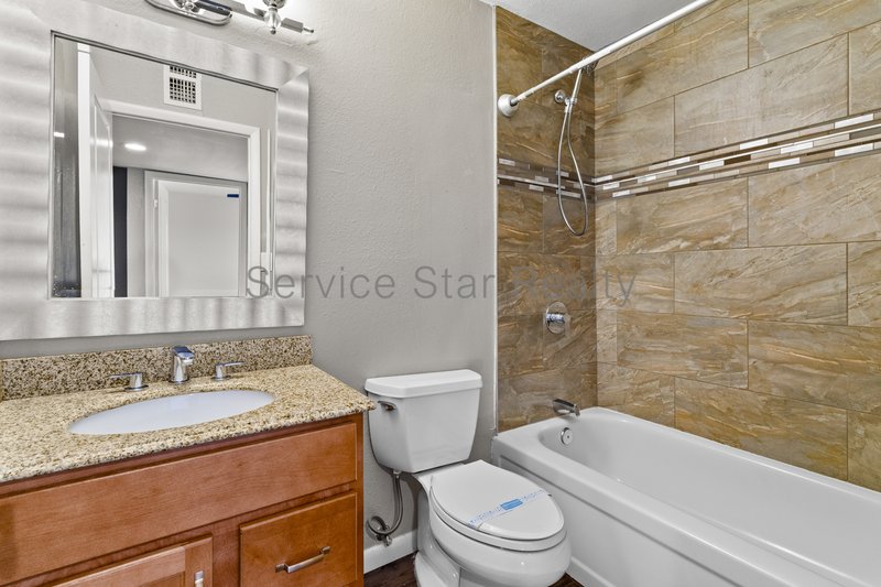 3 Bedroom, 2 Bath in Phoenix!! property image