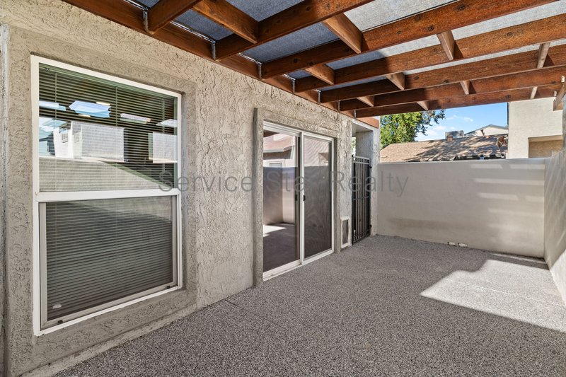 3 Bedroom, 2 Bath in Phoenix!! property image