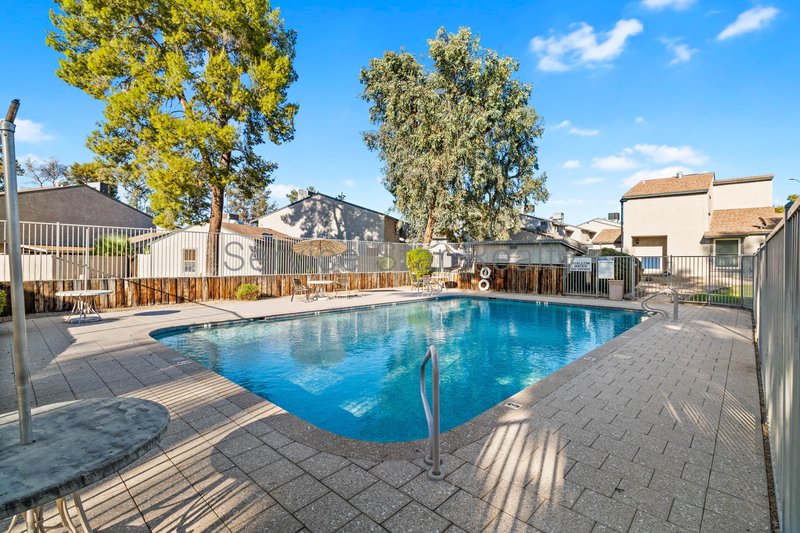 3 Bedroom, 2 Bath in Phoenix!! property image