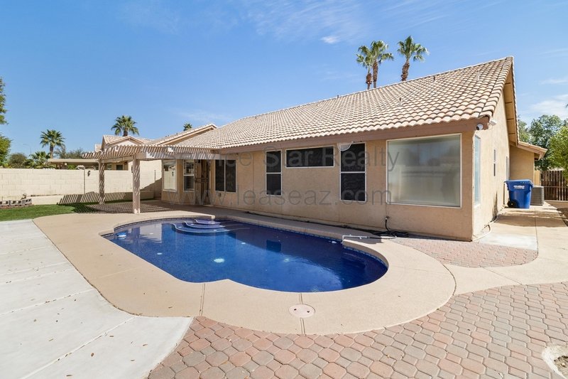 Fabulous 3BR/2BA in Avondale! property image