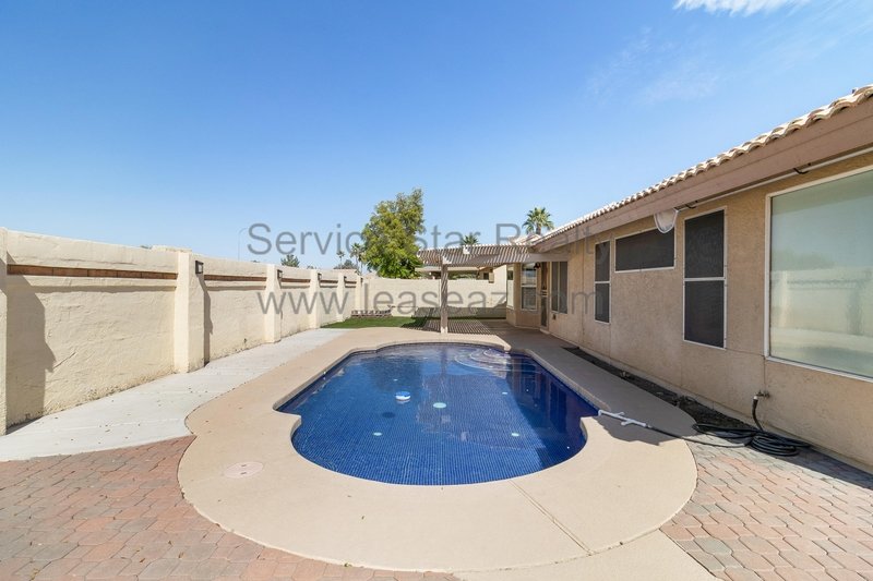 Fabulous 3BR/2BA in Avondale! property image