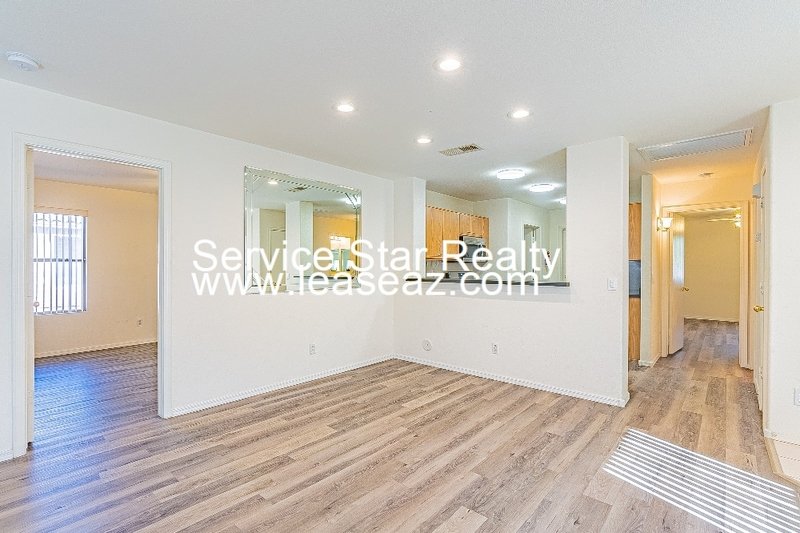 2 Bed/2 Bath Home in Surprise! property image