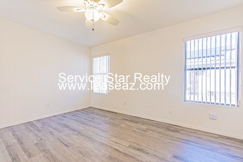 2 Bed/2 Bath Home in Surprise! property image