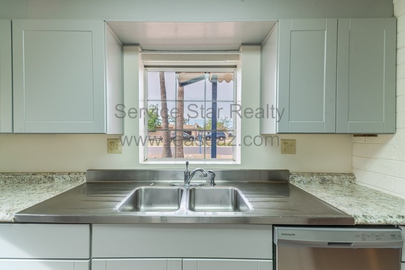 Large Lot Two Bedroom Home with All Appliances Included! property image