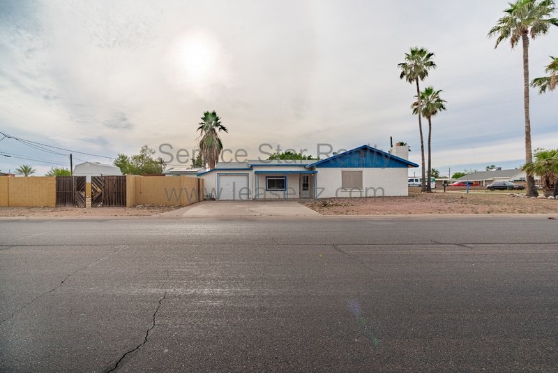 Large Lot Two Bedroom Home with All Appliances Included! property image