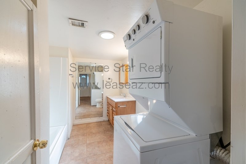 Large Lot Two Bedroom Home with All Appliances Included! property image