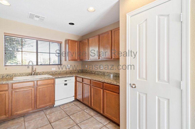 Fabulous 3bd/2.5bath in Gilbert!! property image