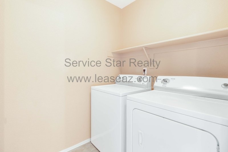 Fabulous 3bd/2.5bath in Gilbert!! property image